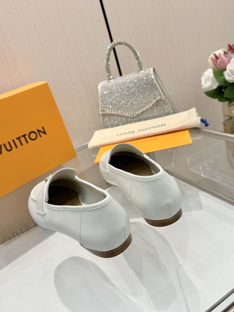 l0vis Vvtt0n loafers